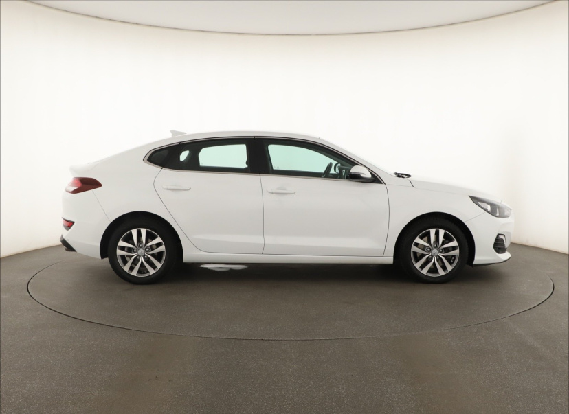 Hyundai i30 Fastback, 2019