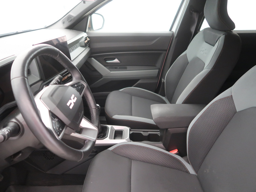 Dacia Duster, 2025