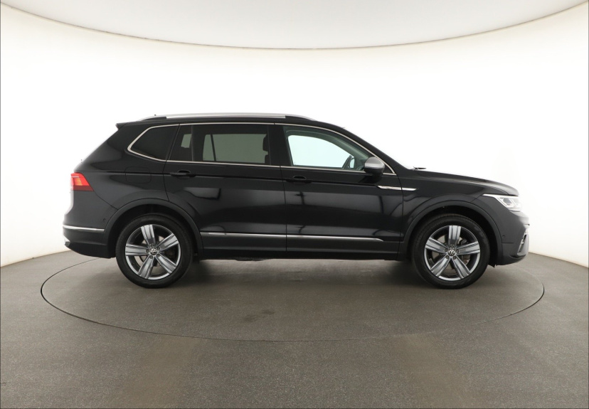 Volkswagen Tiguan Allspace, 2023