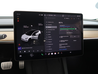Tesla Model 3 - 2023