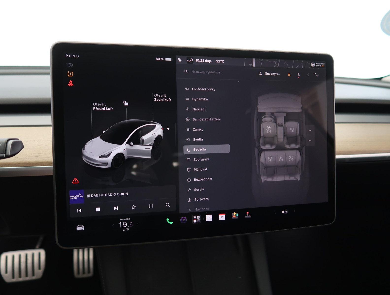 Tesla Model 3 Long Range AWD – fotografie 29