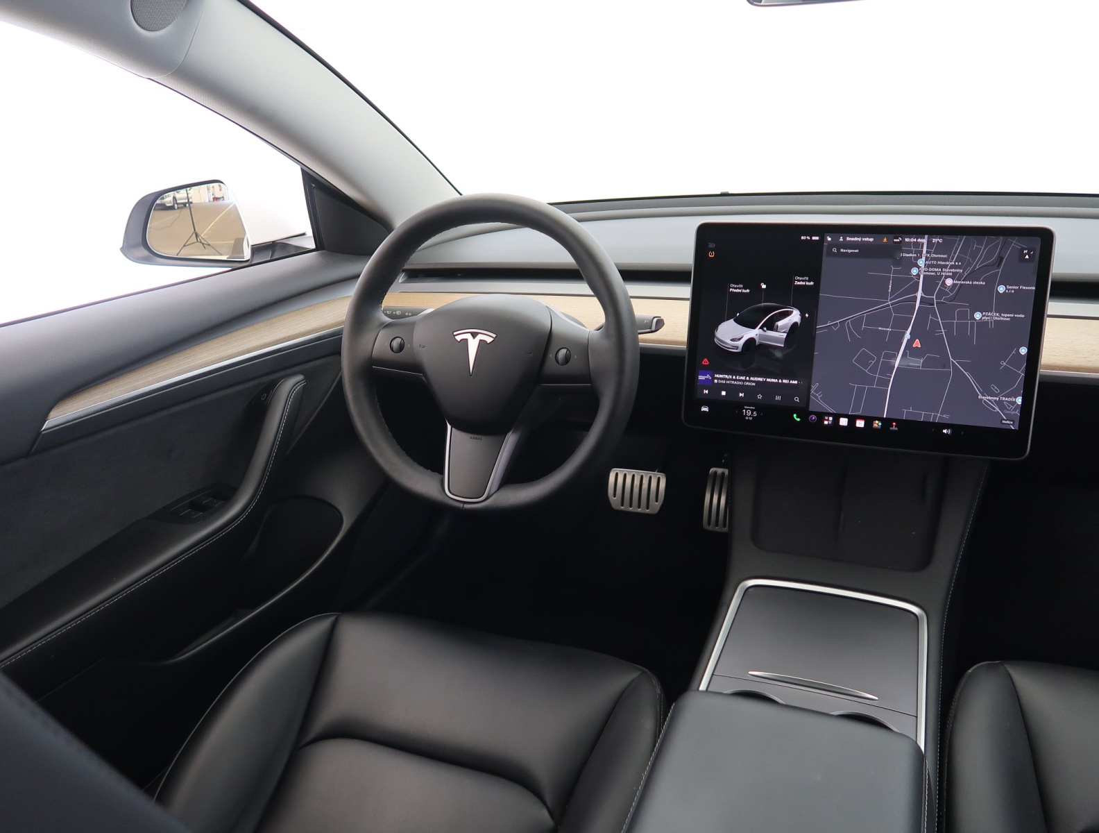 Tesla Model 3 Long Range AWD – fotografie 9