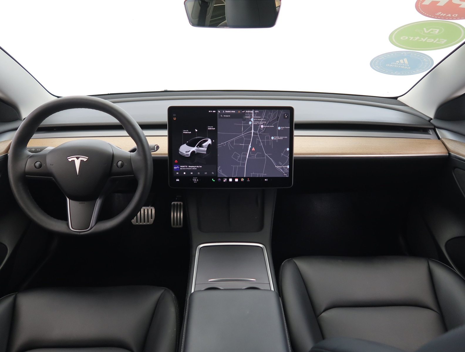 Tesla Model 3 Long Range AWD – fotografie 10