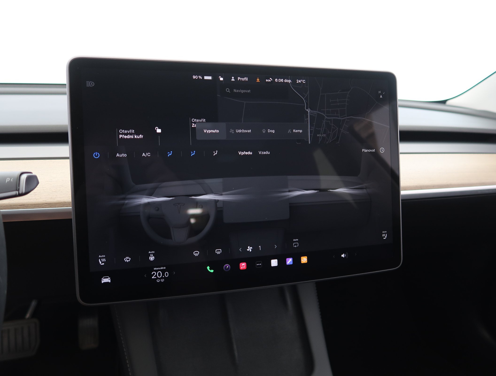 Tesla Model 3 Standard Range Plus – fotografie 24