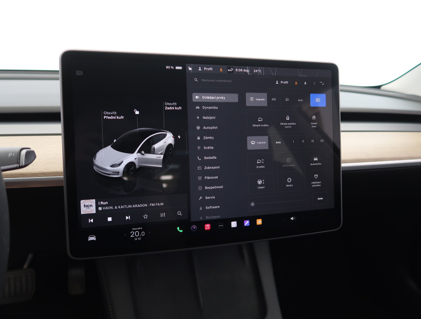 Tesla Model 3, 2023