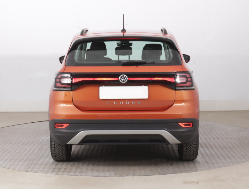 Volkswagen T-Cross, 2021