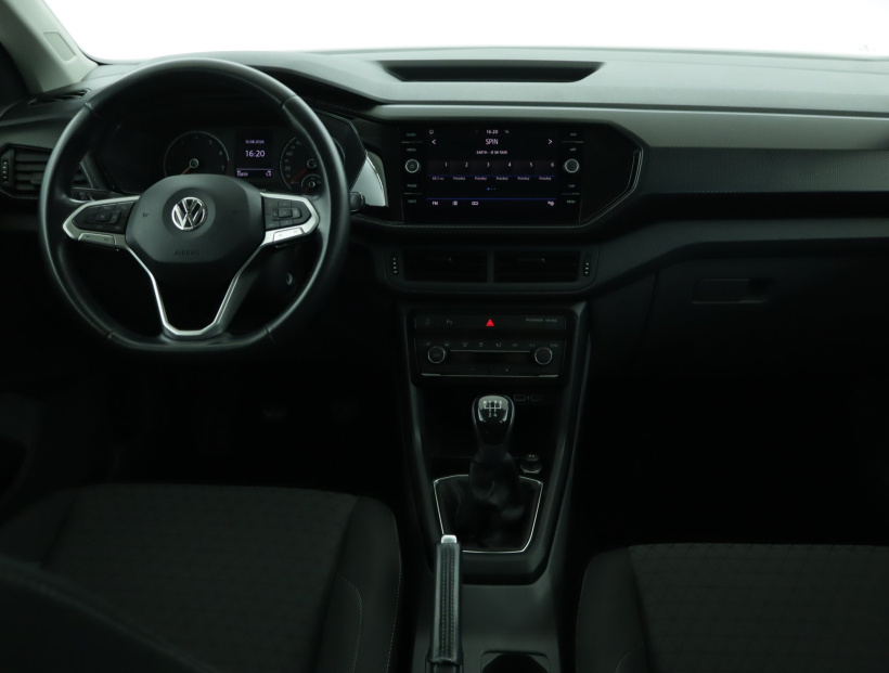 Volkswagen T-Cross, 2021