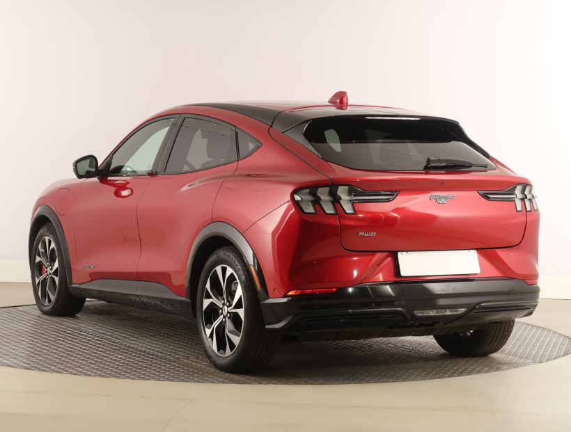 Ford Mustang Mach-E, 2021