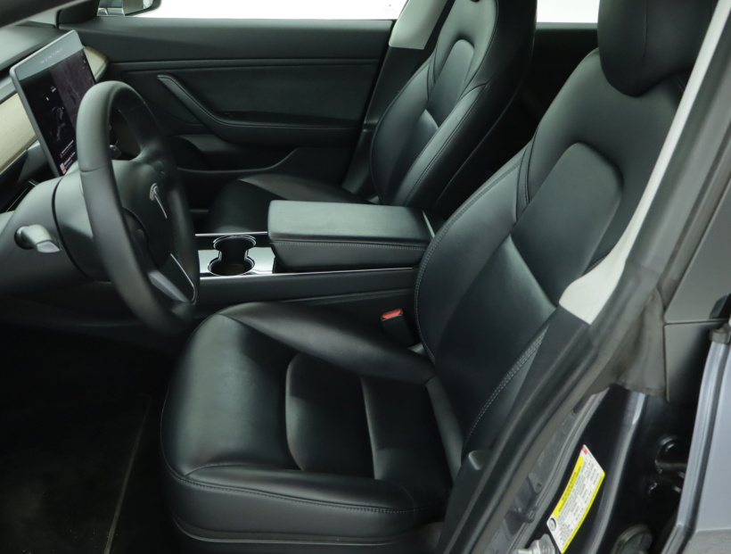 Tesla Model 3, 2019