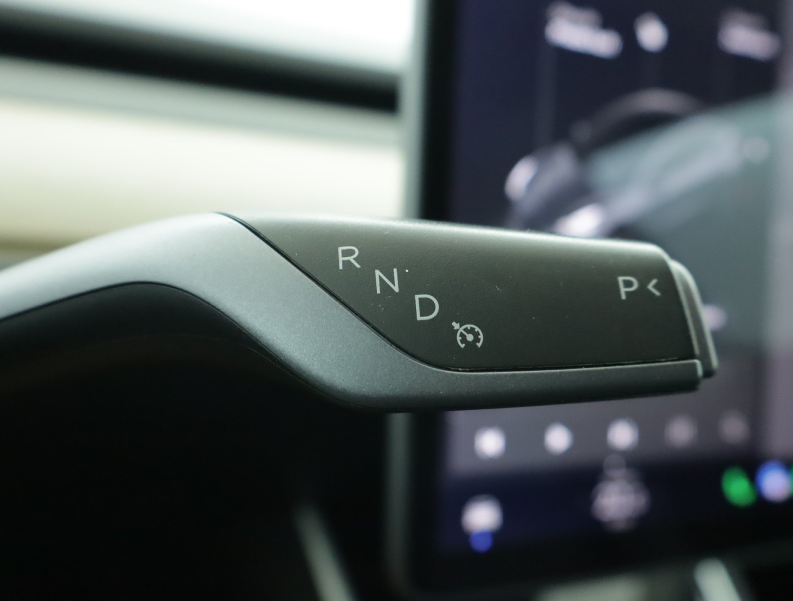 Tesla Model 3 Long Range AWD – fotografie 19