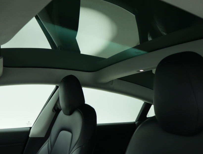 Tesla Model 3, 2019