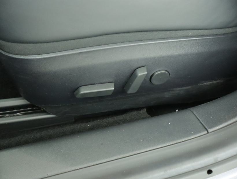 Tesla Model 3, 2019