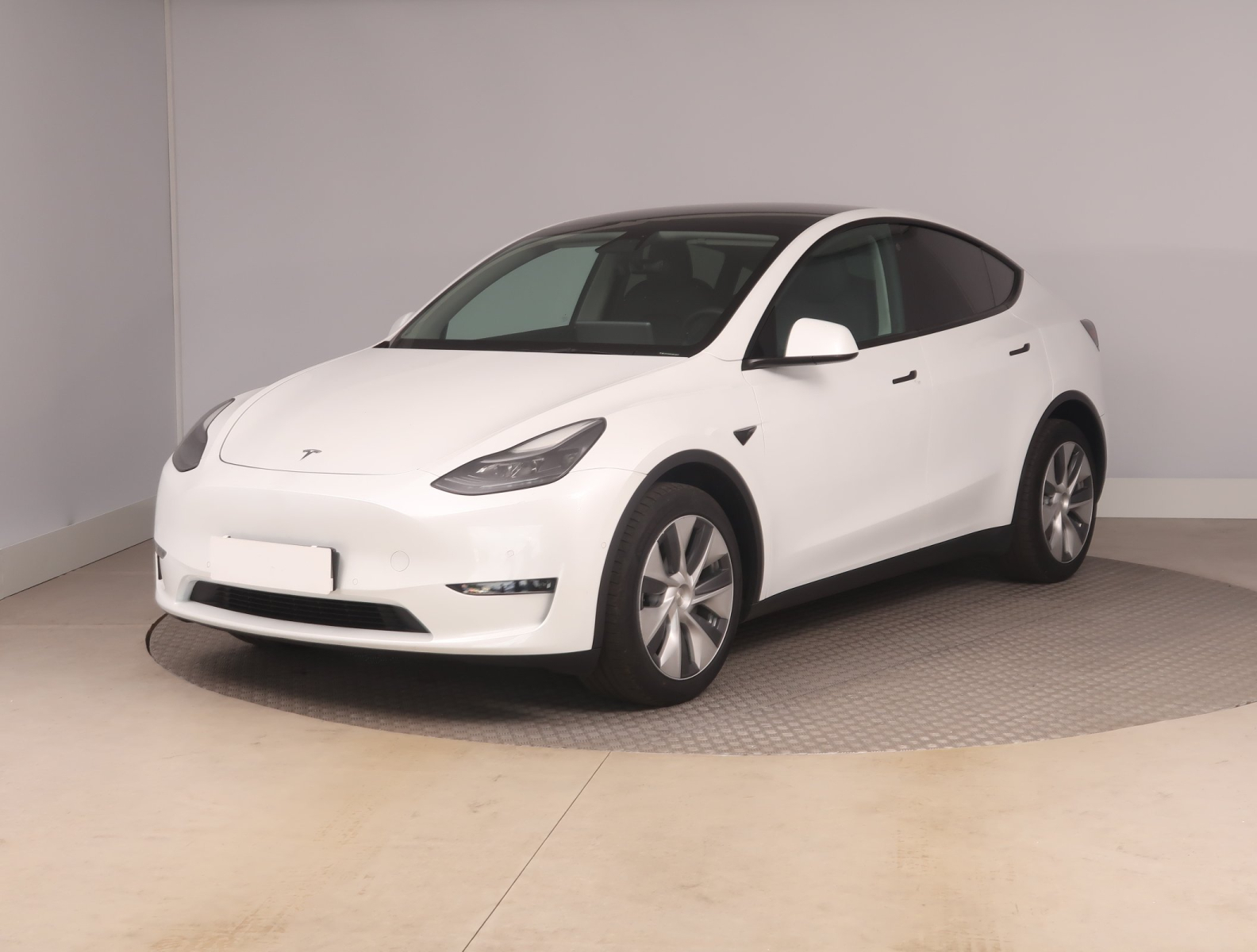 Tesla Model Y - 2021