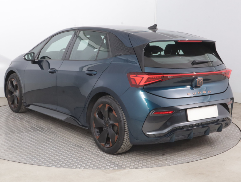 Cupra Born, 2022