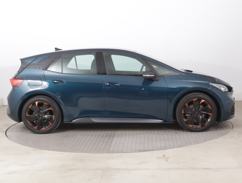 Cupra Born, 2022
