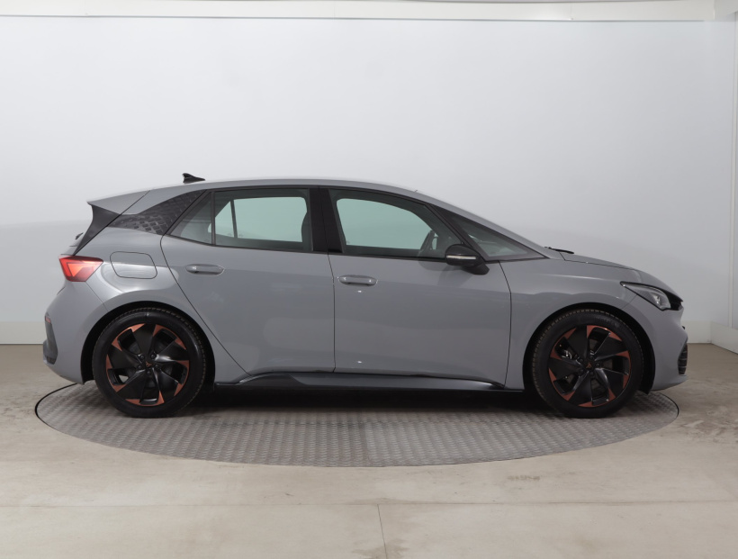 Cupra Born, 2022
