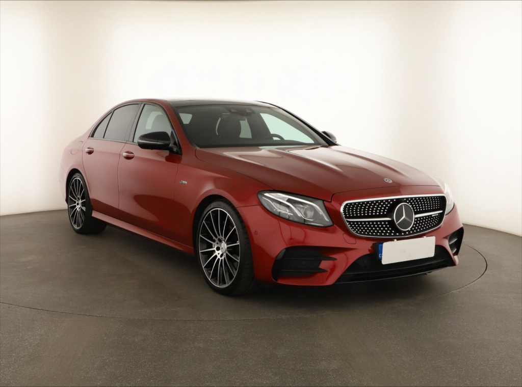 Mercedes-Benz E