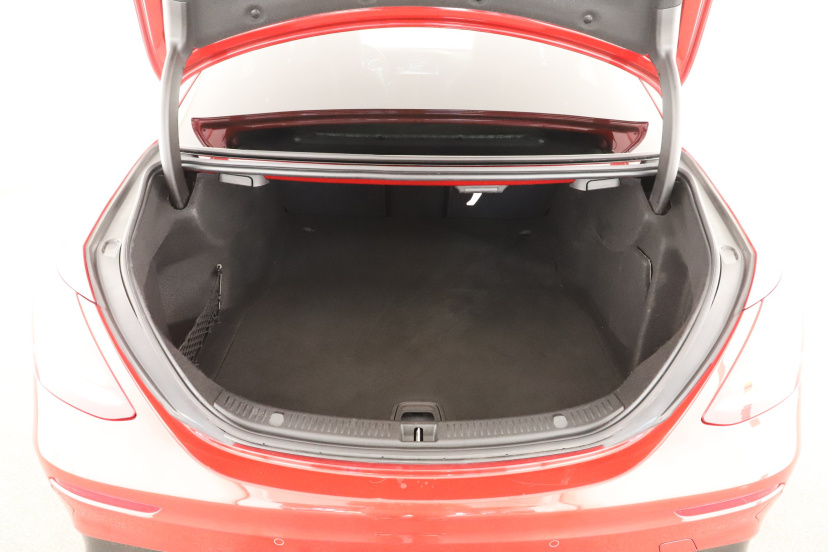 Mercedes-Benz E, 2019