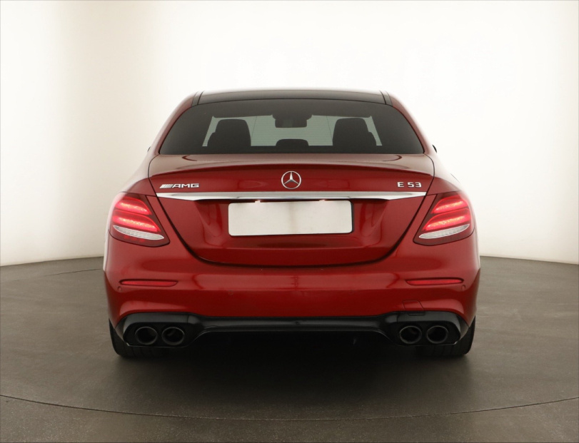 Mercedes-Benz E, 2019