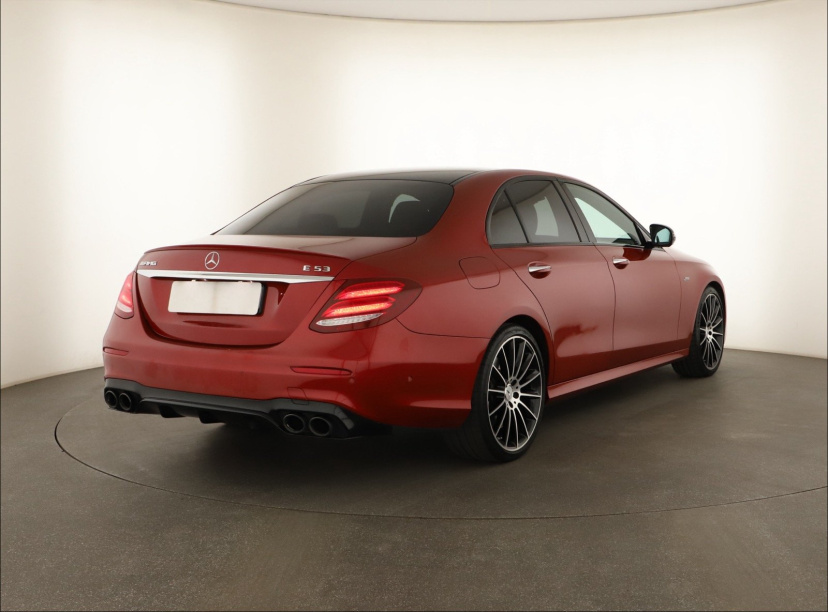Mercedes-Benz E, 2019