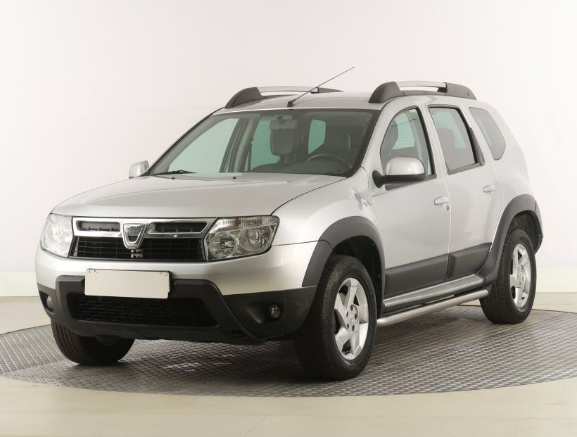 Dacia Duster, 2011