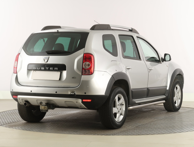 Dacia Duster, 2011