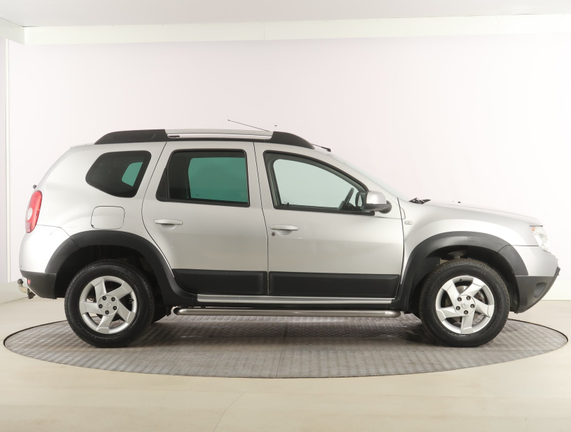 Dacia Duster, 2011