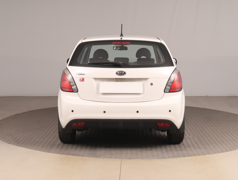 Kia Rio, 2011