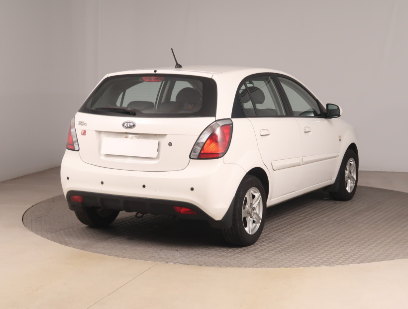 Kia Rio, 2011