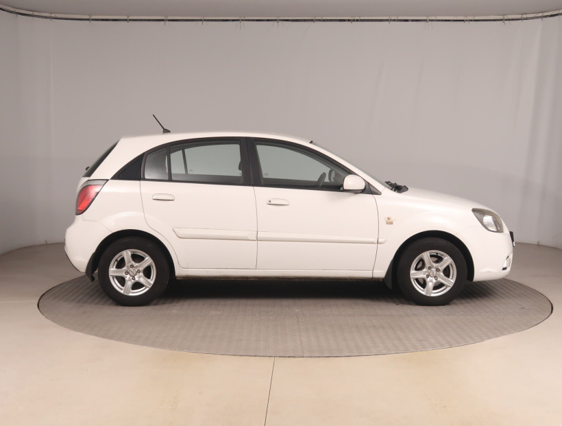 Kia Rio, 2011