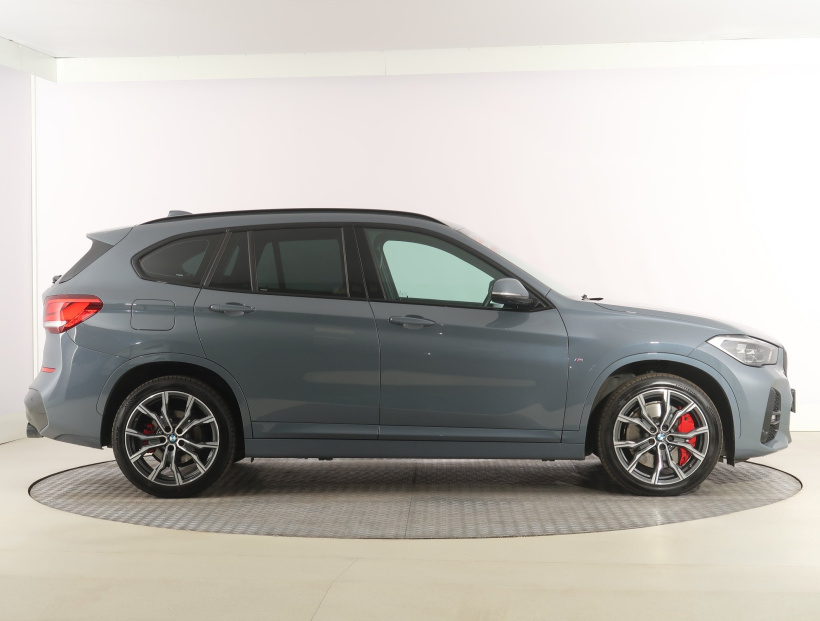 BMW X1, 2021