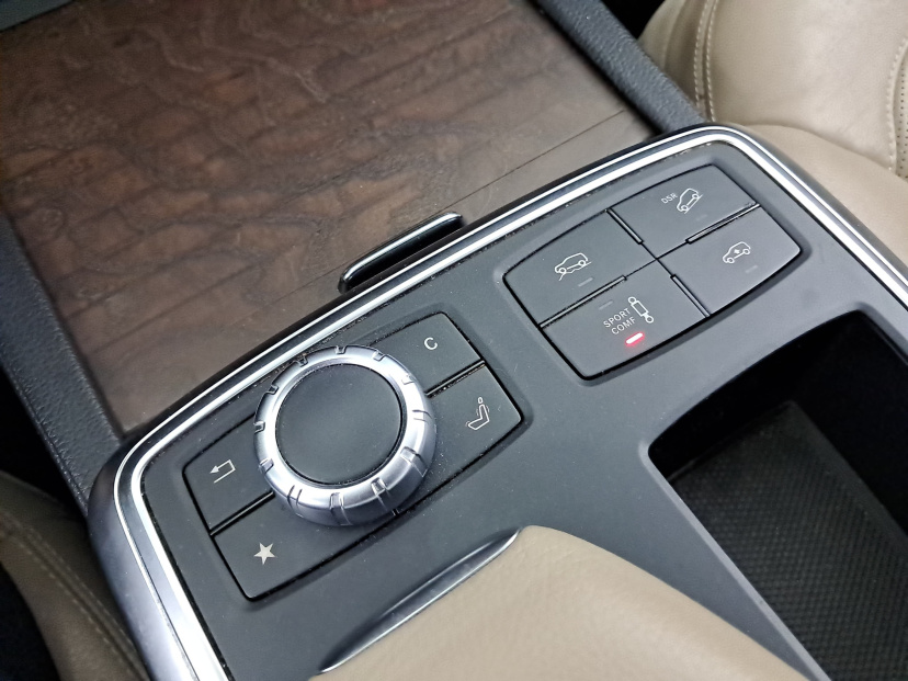Mercedes-Benz GL, 2015