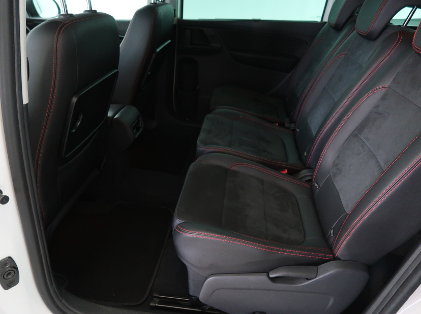 Seat Alhambra, 2016