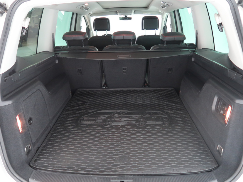 Seat Alhambra, 2016