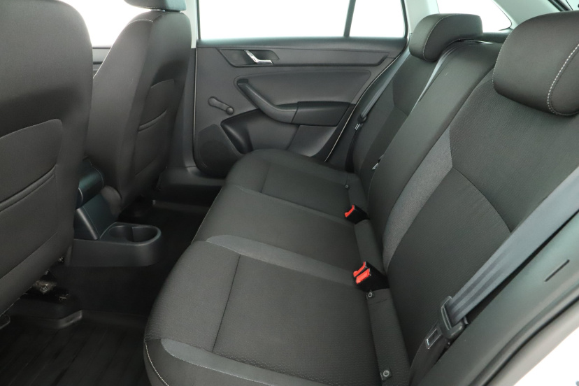 Škoda Rapid Spaceback, 2014