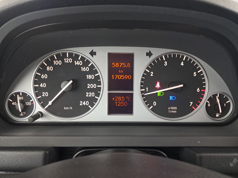 Mercedes-Benz B, 2011
