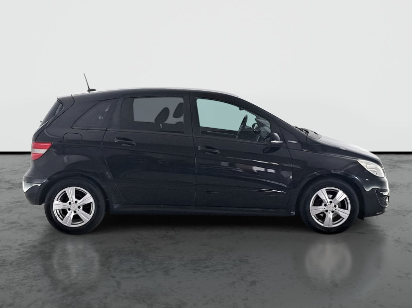 Mercedes-Benz B, 2011