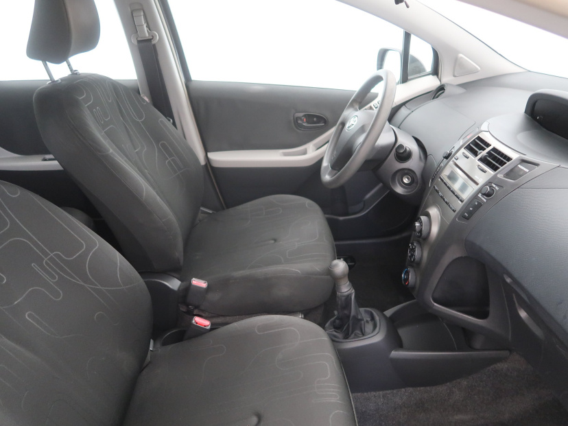 Toyota Yaris, 2010
