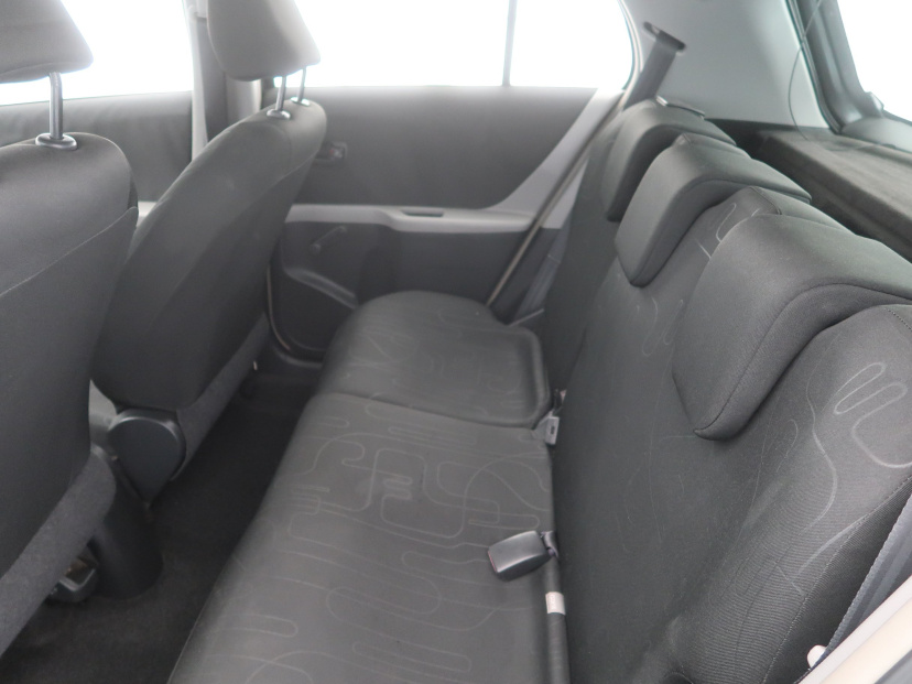 Toyota Yaris, 2010