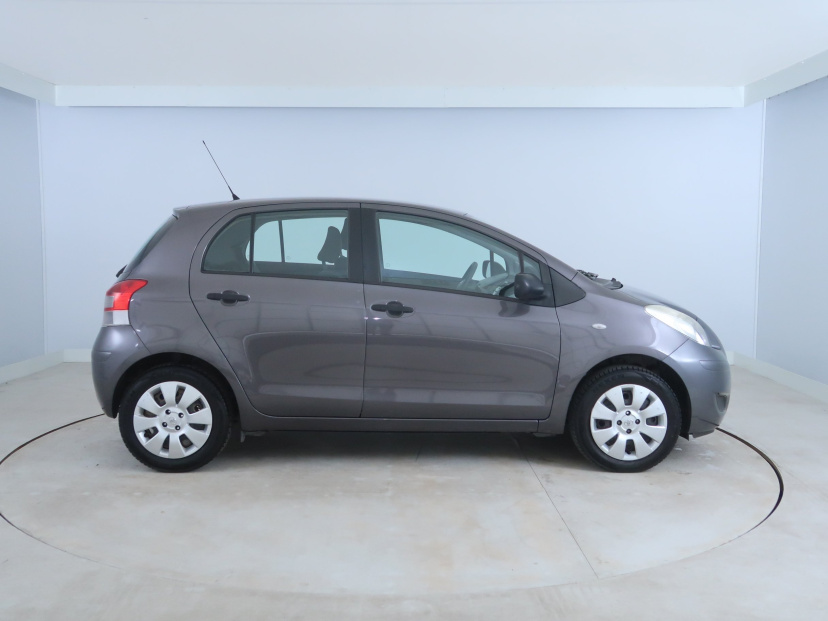 Toyota Yaris, 2010