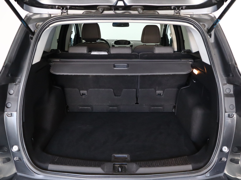 Ford Kuga, 2015