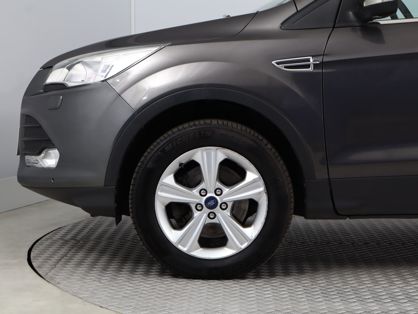 Ford Kuga, 2015