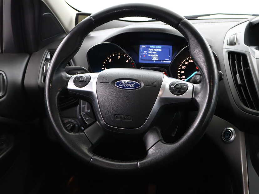 Ford Kuga, 2015