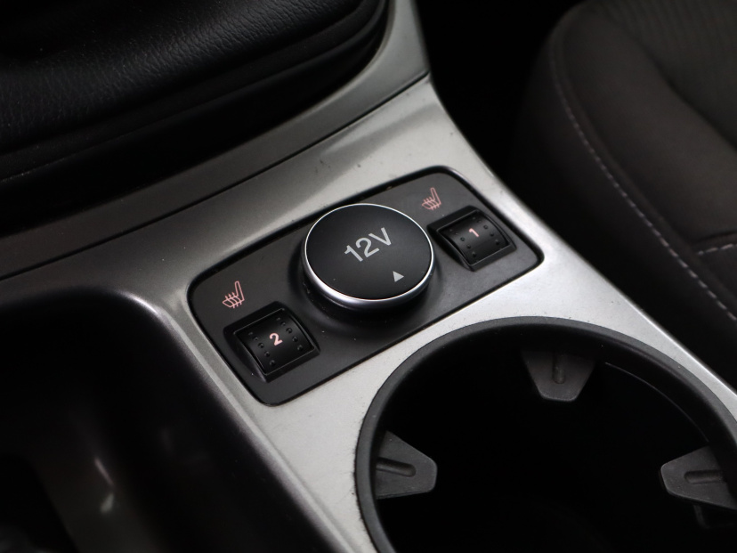 Ford Kuga, 2015
