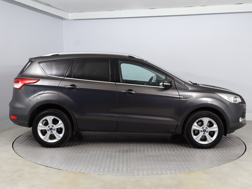 Ford Kuga, 2015