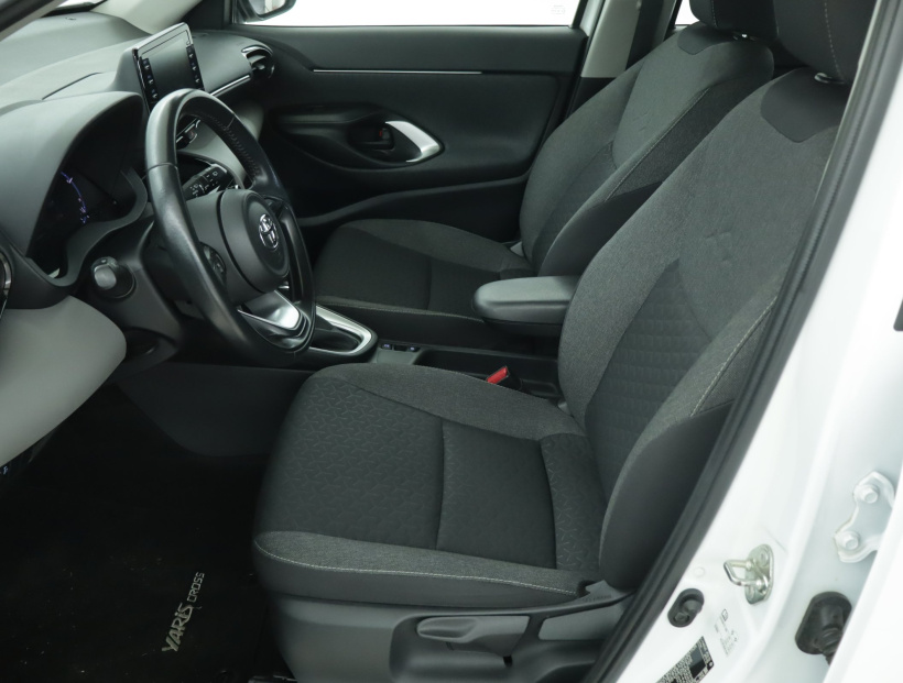 Toyota Yaris Cross, 2022