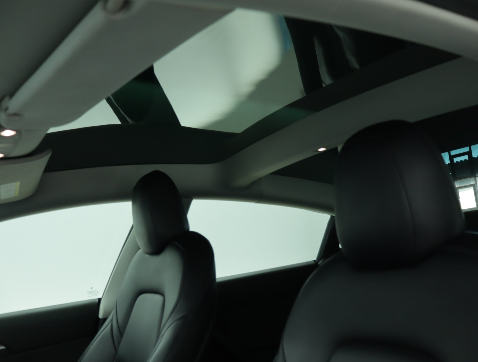 Tesla Model 3 Performance – fotografie 26