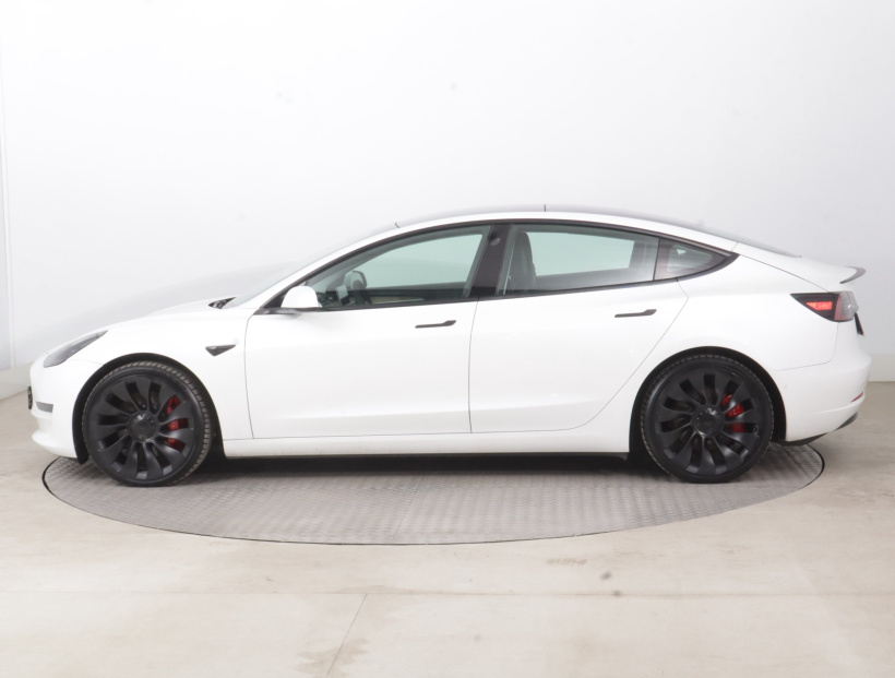 Tesla Model 3, 2021