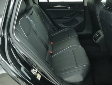 Volkswagen Passat - 2024