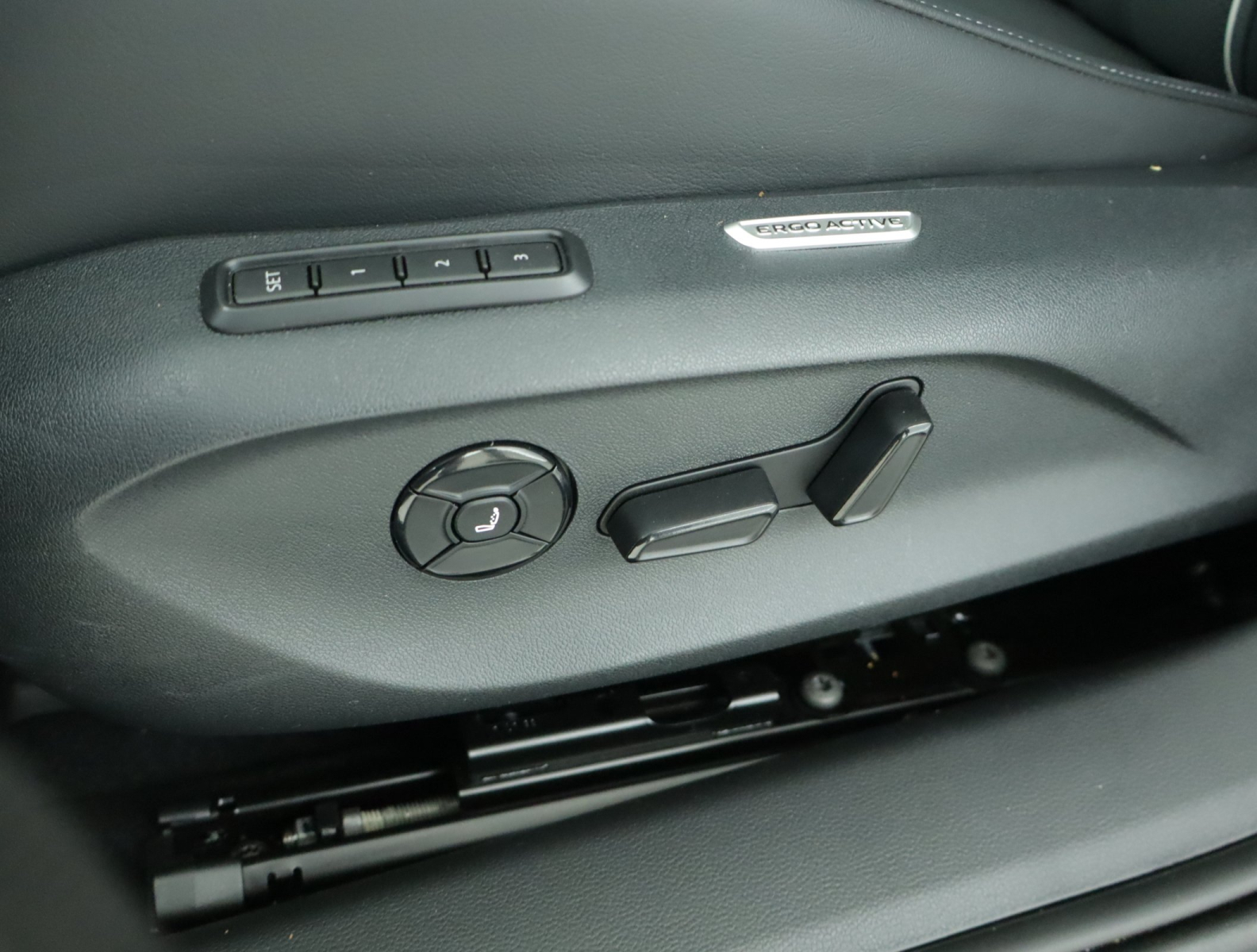 Volkswagen Passat - 2024